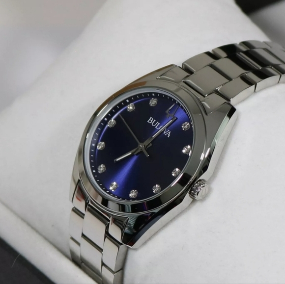 ***BRAND NEW*** Bulova Ladies' Surveyor Diamond Accent Watch - Picture 5 of 12